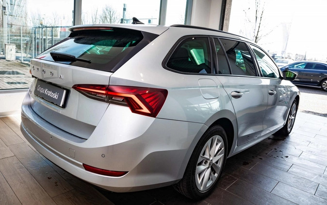 Skoda Octavia cena 89900 przebieg: 71810, rok produkcji 2021 z Łódź małe 781